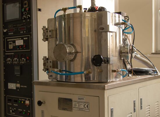 Hot Flament Chemical Vapor Deposition (HF-CVD)