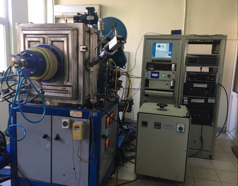 Multi-source thin film production with cathodic arc and planar magnetron combinations